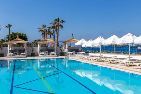 AZURE BY YELKEN HOTEL Pools & Beach